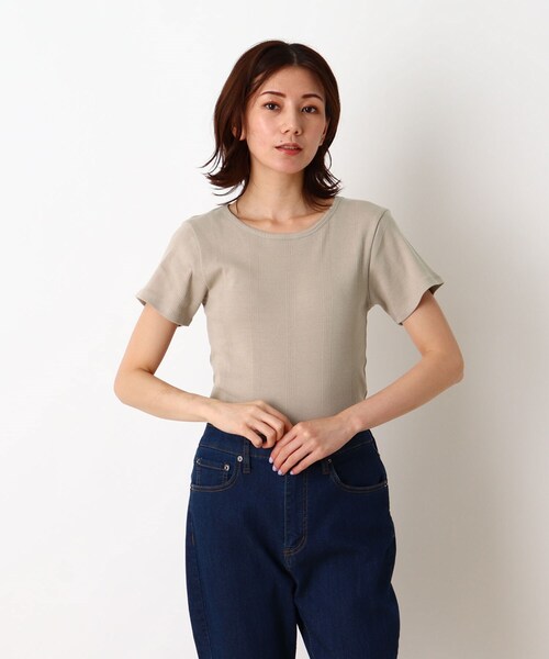 SHOO・LA・RUE(シューラルー)の「◆フライス地柄クルーネックTシャツ(Tシャツ/カットソー・レディース・ライトグレー/アイボリー/アイボリー系2/ブラック・03/02/04)」の3枚目の写真