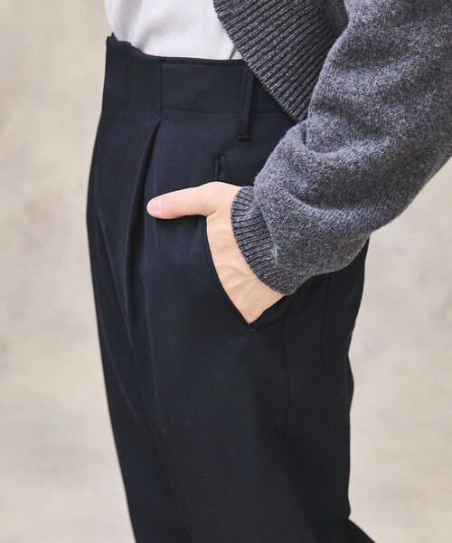 PUBLIC TOKYO（パブリックトウキョウ）の「AQUAWOOL カルゼスラックス（スラックス・メンズ・ベージュ/ネイビー/アイボリー/ダークグレー/グリーン系その他・1/2/3）」の13枚目の写真