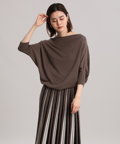 INED（イネド）の「ホールガーメント(R)ドルマンスリーブニットニット《Cuoo》（ニット/セーター・レディース・ブラック/ブルー/モカ/アイボリー・9号/5号）」の3枚目の写真