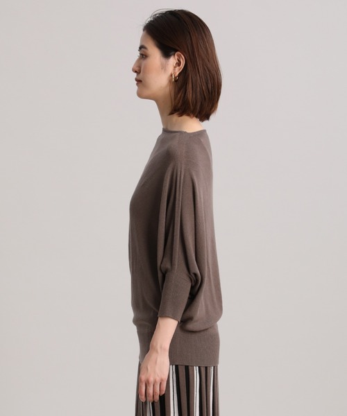 INED（イネド）の「ホールガーメント(R)ドルマンスリーブニットニット《Cuoo》（ニット/セーター・レディース・ブラック/ブルー/モカ/アイボリー・9号/5号）」の12枚目の写真