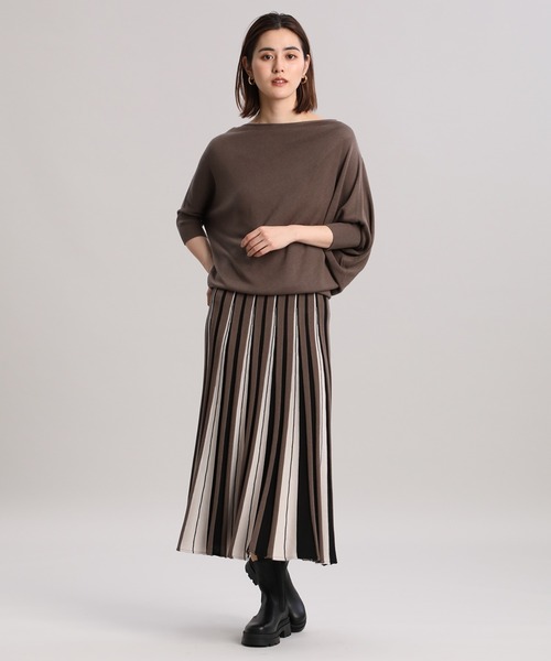 INED（イネド）の「ホールガーメント(R)ドルマンスリーブニットニット《Cuoo》（ニット/セーター・レディース・ブラック/ブルー/モカ/アイボリー・9号/5号）」の9枚目の写真