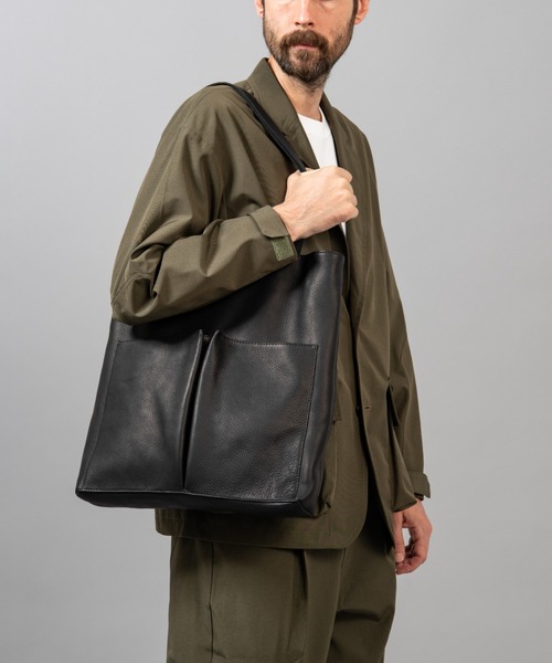 MR.OLIVE(Eagle Of Independence)（イーグルオブインデペンデンス）の「ウォータープルーフ ウォッシャブルレザー / ガセットポケット スクエアトートバッグ（トートバッグ・メンズ・ブラック/ブラウン・FREE）」の14枚目の写真