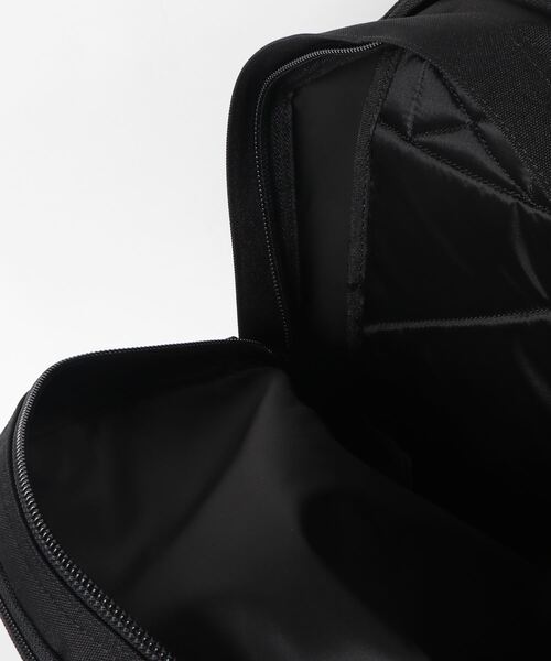 Carhartt WIP（カーハートダブリューアイピー）の「Carhartt WIP / カーハート ワークインプログレス：KICKFLIP BACKPACK：I006288[WAX]（バックパック/リュック・メンズ・ブラック/ベージュ系その他/パープル系その他・FREE）」の13枚目の写真