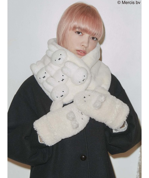 merry jenny（メリージェニー）の「もこもこmiffyティペット（ネックウォーマー/スヌード・レディース・ブラック/オフホワイト・FREE）」の14枚目の写真