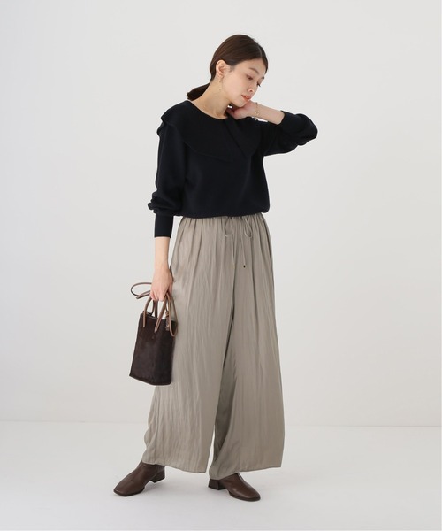 La TOTALITE（ラトータリテ）の「ビッグカラープルオーバー（ニット/セーター・レディース・ネイビー/ブラウン・FREE）」の13枚目の写真