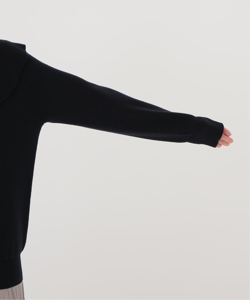 La TOTALITE（ラトータリテ）の「ビッグカラープルオーバー（ニット/セーター・レディース・ネイビー/ブラウン・FREE）」の16枚目の写真