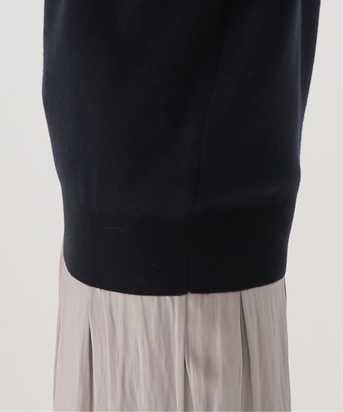 La TOTALITE（ラトータリテ）の「ビッグカラープルオーバー（ニット/セーター・レディース・ネイビー/ブラウン・FREE）」の12枚目の写真