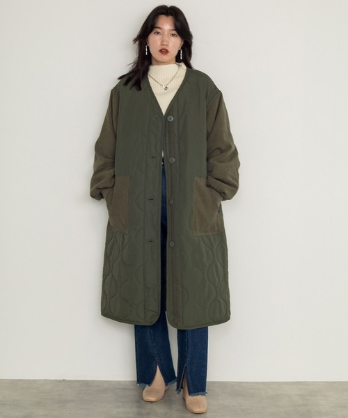 w closet(ダブルクローゼット)の「ひょうたんキルティングロングコート(ノーカラージャケット・レディース・ブラック/カーキ/アイボリー・FREE)」の14枚目の写真