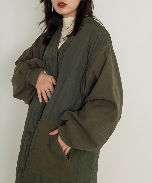 w closet(ダブルクローゼット)の「ひょうたんキルティングロングコート(ノーカラージャケット・レディース・ブラック/カーキ/アイボリー・FREE)」の15枚目の写真