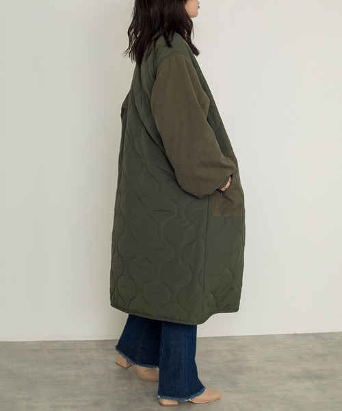 w closet(ダブルクローゼット)の「ひょうたんキルティングロングコート(ノーカラージャケット・レディース・ブラック/カーキ/アイボリー・FREE)」の17枚目の写真