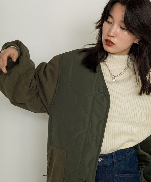 w closet(ダブルクローゼット)の「ひょうたんキルティングロングコート(ノーカラージャケット・レディース・ブラック/カーキ/アイボリー・FREE)」の21枚目の写真
