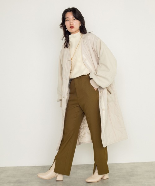 w closet(ダブルクローゼット)の「ひょうたんキルティングロングコート(ノーカラージャケット・レディース・ブラック/カーキ/アイボリー・FREE)」の4枚目の写真