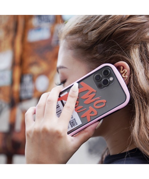 24karats(トゥウェンティーフォーカラッツ)の「Handwriting Logo iPhone Case 12Mini(スマホケース/カバー・メンズ・ブラック/レッド/ピンク・FREE)」の10枚目の写真