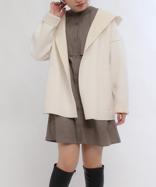 TRUDEA(トルディア)の「ダブルフェイスハーフ丈コート(ノーカラージャケット・レディース・アイボリー/ホワイト/グレイッシュベージュ・LARGE/MEDIUM)」の1枚目の写真