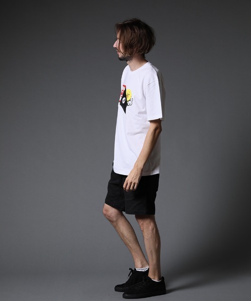 STUD MUFFIN(スタッドマフィン)の「mt7530-5.6ozコットン天竺 ステッカーフォーム&サガラパッチ SS Tシャツ(Tシャツ/カットソー・メンズ・ホワイト/ブラック/グリーン・2/3/4)」の6枚目の写真