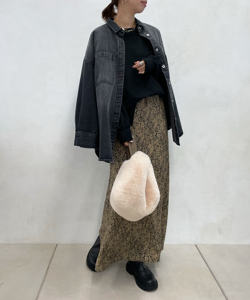 DouDou(ドゥドゥ)の「ロングスリーブTEE(Tシャツ/カットソー・レディース・ブラック/オフホワイト/グレイッシュベージュ・FREE)」の15枚目の写真
