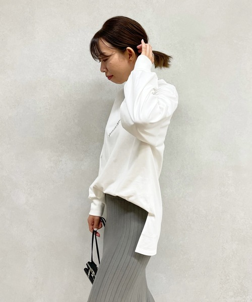 DouDou(ドゥドゥ)の「ロングスリーブTEE(Tシャツ/カットソー・レディース・ブラック/オフホワイト/グレイッシュベージュ・FREE)」の13枚目の写真
