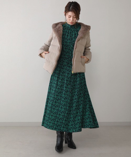 Bou Jeloud(ブージュルード)の「ファーフードダウンジャケット(ダウンジャケット/コート・レディース・チャコールグレー/ブラック/ベージュ・FREE)」の16枚目の写真