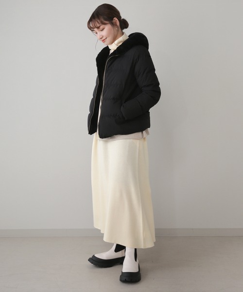 Bou Jeloud(ブージュルード)の「ファーフードダウンジャケット(ダウンジャケット/コート・レディース・チャコールグレー/ブラック/ベージュ・FREE)」の10枚目の写真