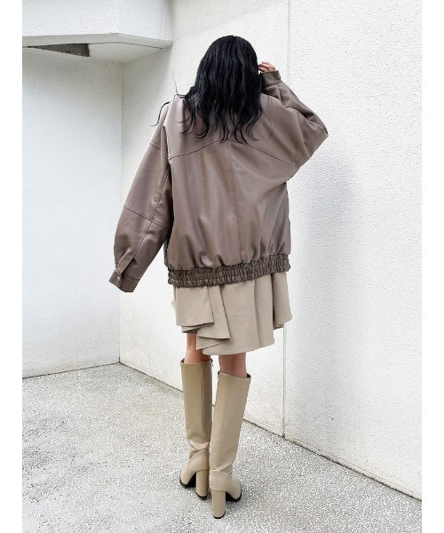 ENVYM（アンビー）の「ビッグルーズフェイクレザーＪＫ（その他アウター・レディース・ブラック/Moca・FREE）」の14枚目の写真