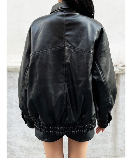 ENVYM（アンビー）の「ビッグルーズフェイクレザーＪＫ（その他アウター・レディース・ブラック/Moca・FREE）」の6枚目の写真