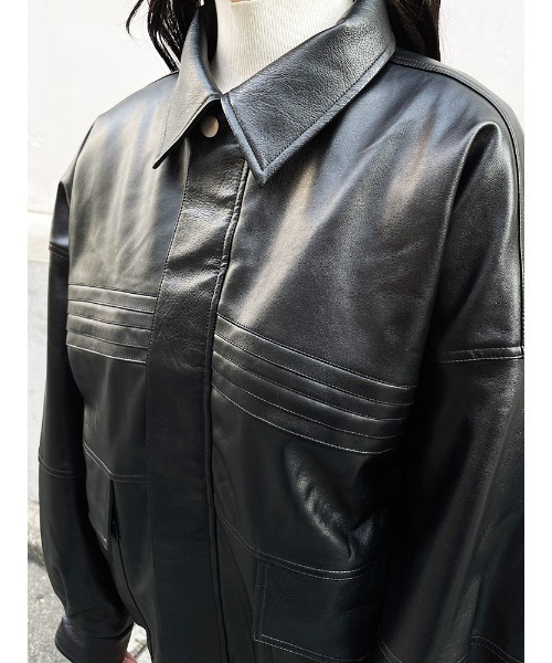 ENVYM（アンビー）の「ビッグルーズフェイクレザーＪＫ（その他アウター・レディース・ブラック/Moca・FREE）」の9枚目の写真