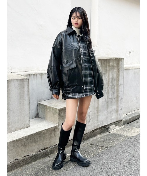 ENVYM（アンビー）の「ビッグルーズフェイクレザーＪＫ（その他アウター・レディース・ブラック/Moca・FREE）」の18枚目の写真