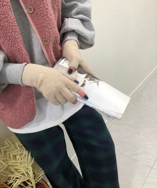 me+em select（ミームセレクト）の「フィンガーレス ニット グローブ（手袋・レディース・チャコールグレー/ブラック/ベージュ/ブラウン系その他/ブラウン系その他2・FREE）」の5枚目の写真