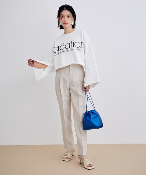 ADAM ET ROPE'（アダムエロペ）の「【2WAY】ロゴスウェットプルオーバー（スウェット・レディース・ホワイト/ネイビー・FREE）」の5枚目の写真