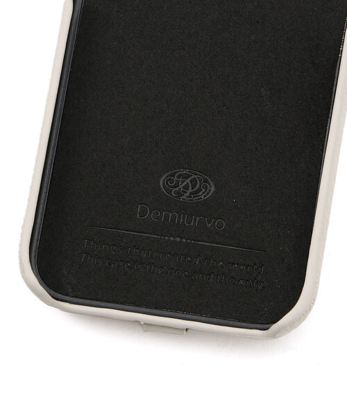 ROYAL FLASH（ロイヤルフラッシュ）の「Demiurvo/デミウルーボ/POCHE/iPhone13Pro ストラップ付き/PERLE（スマホケース/カバー・メンズ・シルバー・FREE）」の10枚目の写真
