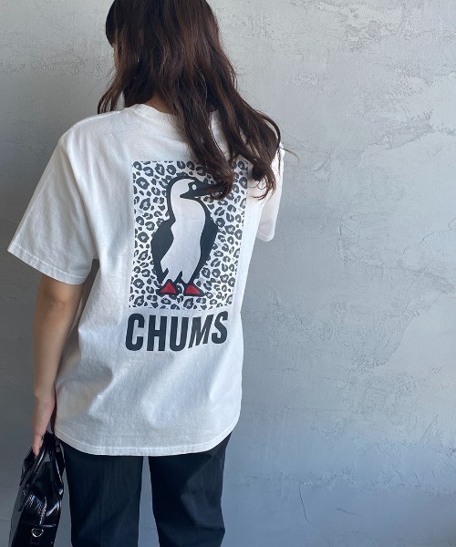 CHUMS（チャムス）の「[CHUMS/チャムス] 別注 レオパード柄バックプリントロゴTシャツ（Tシャツ/カットソー・レディース・ホワイト/ブラック・S/M/L/XL/XXL）」の10枚目の写真
