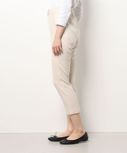 Q（キュー）の「ストレッチテーパードパンツ（スラックス・レディース・アイボリー/ラベンダー・MEDIUM）」の3枚目の写真