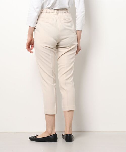 Q（キュー）の「ストレッチテーパードパンツ（スラックス・レディース・アイボリー/ラベンダー・MEDIUM）」の4枚目の写真