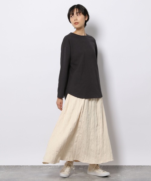 LAKOLE（ラコレ）の「ベーシックラウンドヘムロングスリーブTシャツ / 264038（Tシャツ/カットソー・レディース・ブラック/オフホワイト/ライトグリーン/サンドグレー・MEDIUM/SMALL）」の11枚目の写真