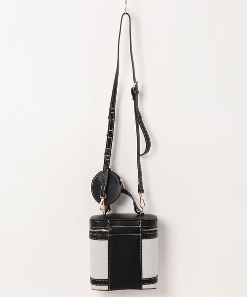 Te chichi（テチチ）の「バニティショルダーバッグ（ショルダーバッグ・レディース・ブラック/ブラウン・ﾌﾘ-）」の3枚目の写真