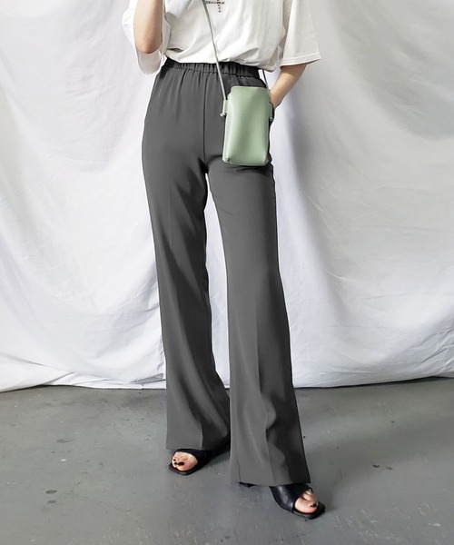 me+em select（ミームセレクト）の「【Ｓ／Ｍ／Ｌサイズ展開】ハイウエストサイドスリットイージーフレアスラックス（スラックス・レディース・ホワイト/ブラック/グレー/アイボリー・SMALL/MEDIUM/LARGE）」の15枚目の写真