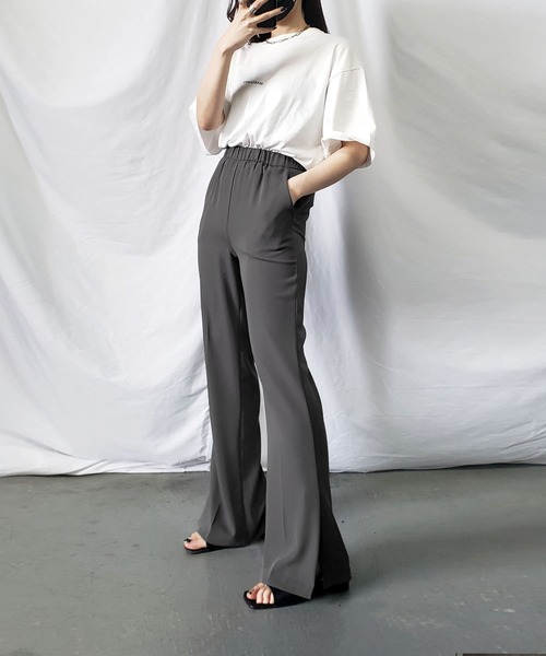 me+em select（ミームセレクト）の「【Ｓ／Ｍ／Ｌサイズ展開】ハイウエストサイドスリットイージーフレアスラックス（スラックス・レディース・ホワイト/ブラック/グレー/アイボリー・SMALL/MEDIUM/LARGE）」の19枚目の写真