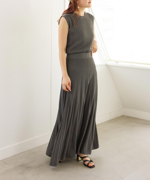 RANDA（ランダ）の「【選べる丈感】ノースリーブリブニットセットアップ（スカート・レディース・カーキ/ブラウン/ピンク・FREE/TM）」の2枚目の写真