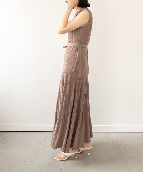 RANDA（ランダ）の「【選べる丈感】ノースリーブリブニットセットアップ（スカート・レディース・カーキ/ブラウン/ピンク・FREE/TM）」の11枚目の写真