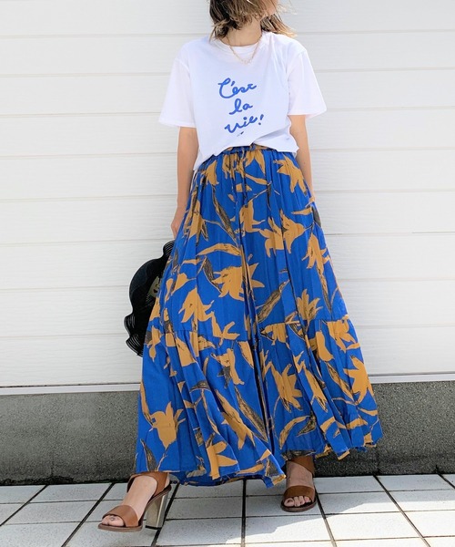 Q（キュー）の「フラワーギャザースカート（スカート・レディース・ブラック系その他/ブルー系その他・MEDIUM）」の4枚目の写真