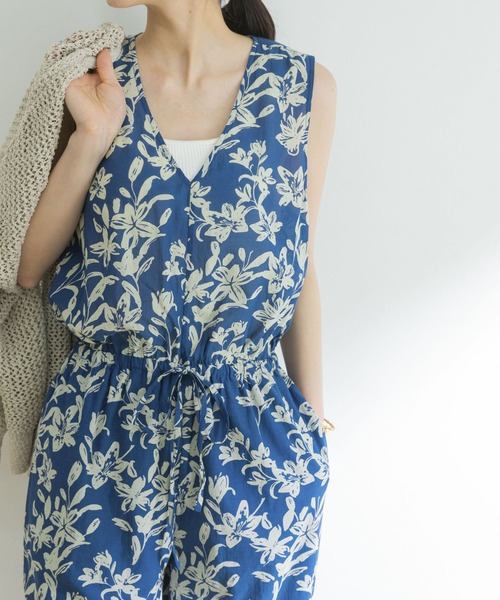 URBAN RESEARCH（アーバンリサーチ）の「ボタニカルプリントオールインワン（サロペット/オーバーオール・レディース・ブラック/ブルー・38/36）」の11枚目の写真