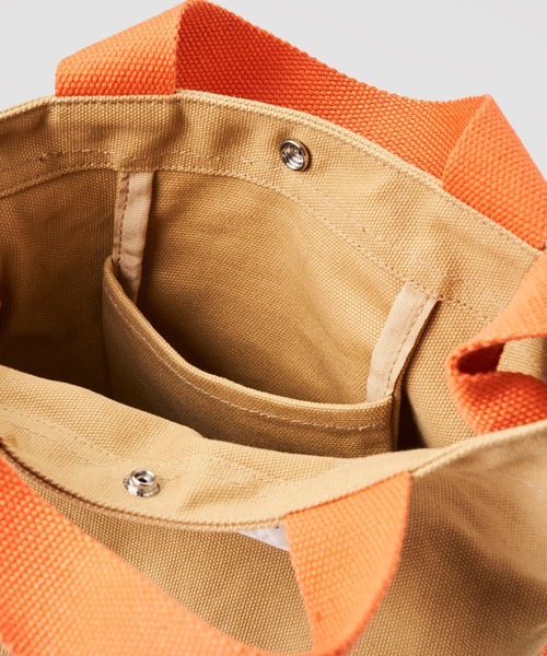 ADPOSION（アドポーション）の「【WILD WALLETS】キャンバス2WAYトートバッグ（トートバッグ・レディース・ホワイト/ブラック/ベージュ/ライトグリーン・FREE）」の11枚目の写真