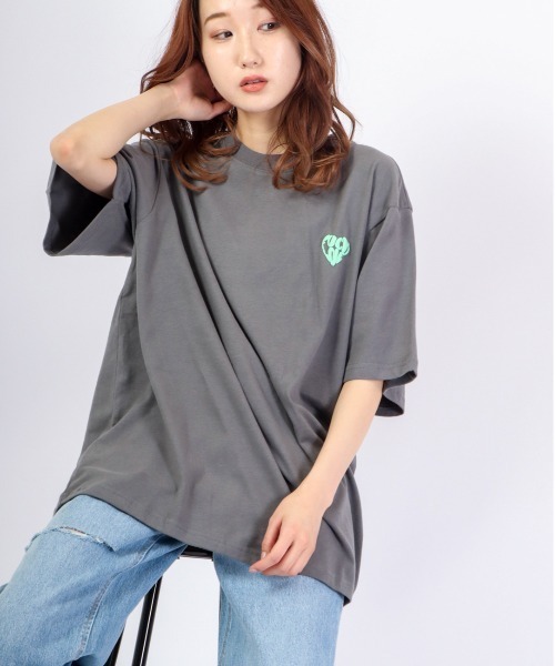 FUNALIVE(ファンアライブ)の「Sunsweet ロゴ半袖Tシャツ(Tシャツ/カットソー・メンズ・ネイビー/チャコール/ホワイト/ブラック/グレー系その他/ホワイト系その他・L/M)」の4枚目の写真