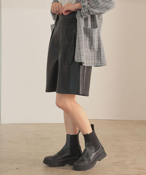 BeAMS DOT（ビームスドット）の「BeAMS DOT / フェイクレザー キュロット（その他パンツ・レディース・ブラック/ダークブラウン・FREE）」の7枚目の写真