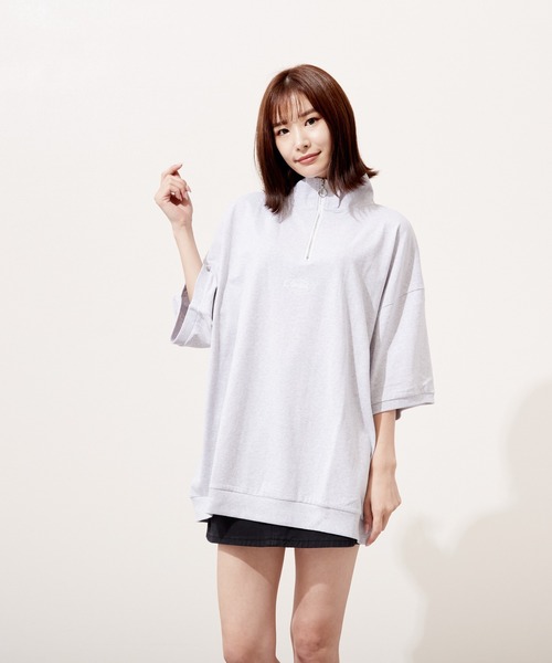 VIBGYOR(ヴィブジョー)の「ハーフZIP 刺繍 半袖 Hi/N(BEY)(Tシャツ/カットソー・メンズ・パープル/アッシュグレー/グリーン・MEDIUM/LARGE)」の1枚目の写真