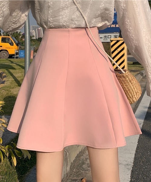 Nia（ニア）の「Nia(ニア)/シンプル フレア マーメイドミニスカート（スカート・レディース・ホワイト/ブラック/ブラウン/イエロー/ピンク・SMALL/MEDIUM/LARGE）」の7枚目の写真