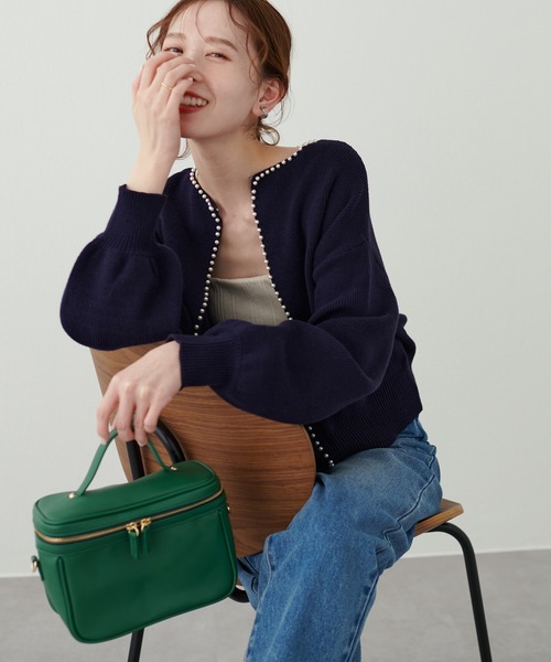 natural couture（ナチュラルクチュール）の「パールトリムクルーネックカーディガン（カーディガン/ボレロ・レディース・ピンクベージュ/オフホワイト/ベージュ/ブラック/ネイビー・FREE）」の22枚目の写真