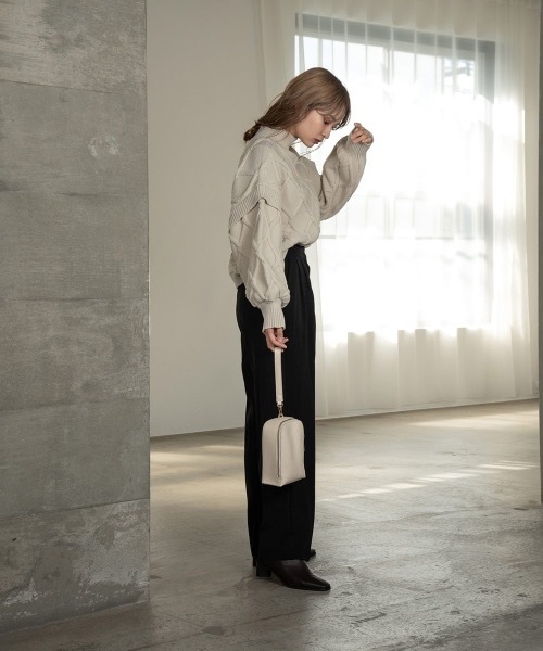 Amiur（エミレ）の「mock neck bulky knit（ニット/セーター・レディース・グリーン/アイボリー・FREE）」の13枚目の写真