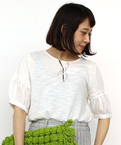 mystic（ミスティック）の「袖異素材プルオーバー（Tシャツ/カットソー・レディース・オフホワイト/ベージュ/ネイビー/グレー・ﾌﾘ-）」の2枚目の写真