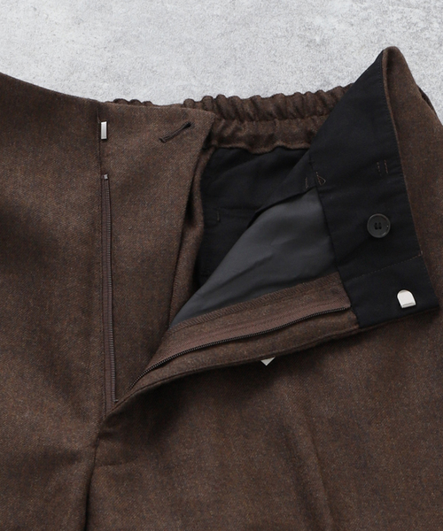 marka（マーカ）の「【MARKA / マーカ】 STITCHLESS TROUSERS（その他パンツ・メンズ・ブルー/ネイビー/ブラウン・2/3）」の6枚目の写真